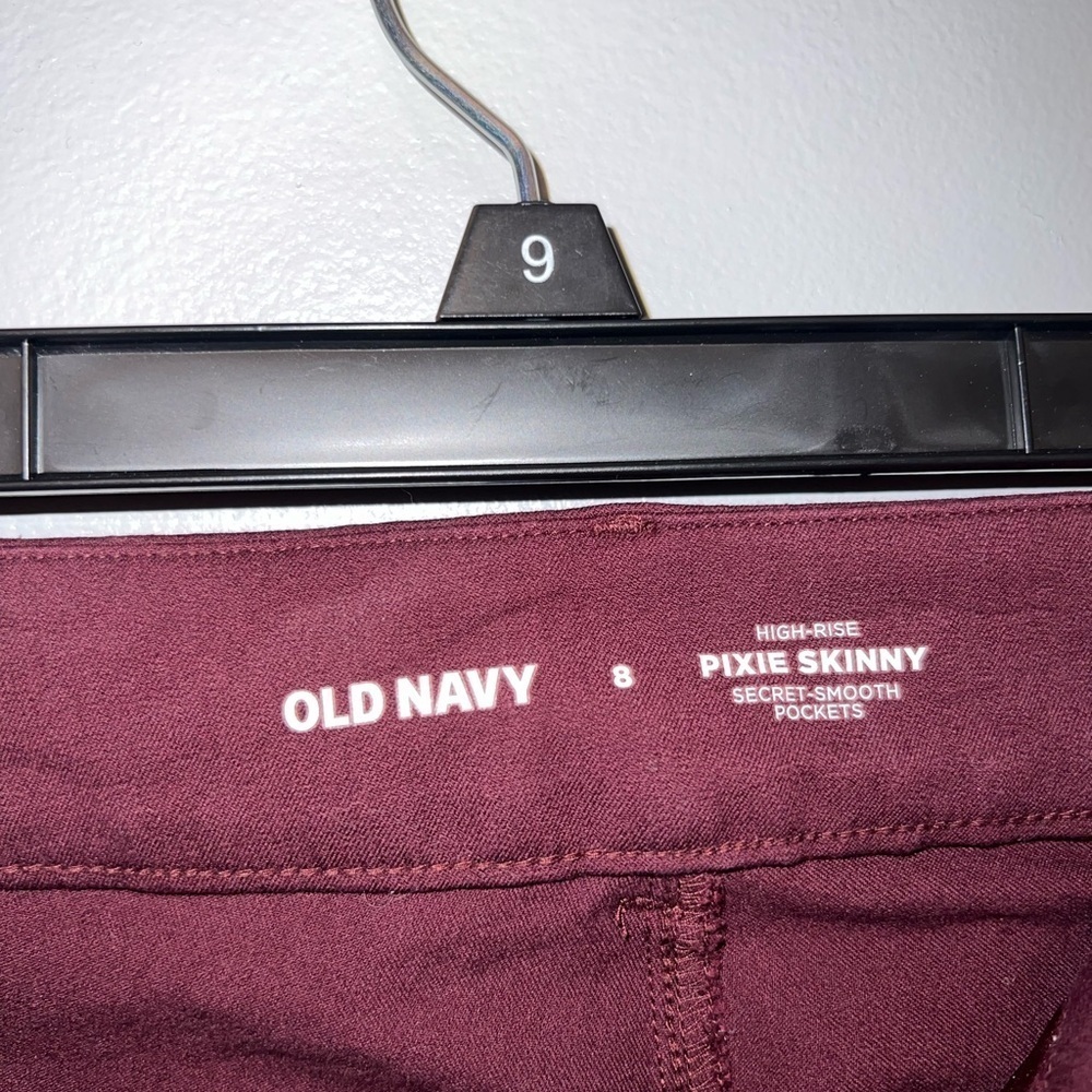 Old Navy Women's High Waisted Pixie Skinny Ankle Pants - Picture 5 of 10